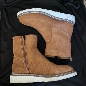 Target Tan white bottom light weight brown boots size 7 women’s